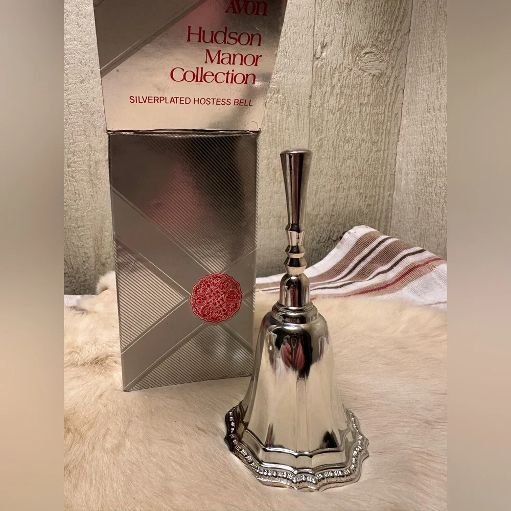 Avon Silver Hostess Bell from Hudson Manor Collection - Picture 1 of 2